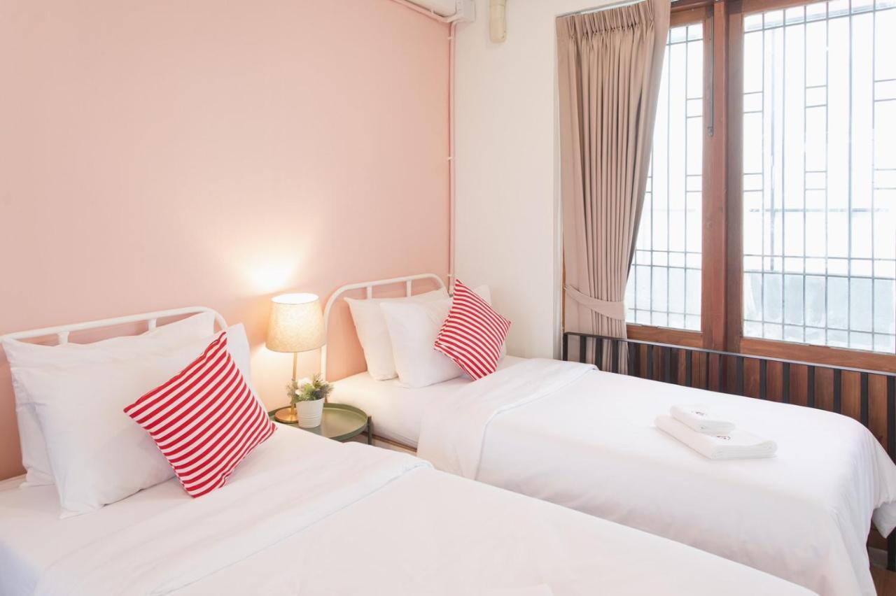 House Of Papa Bangkok Siam Hotel Exterior photo