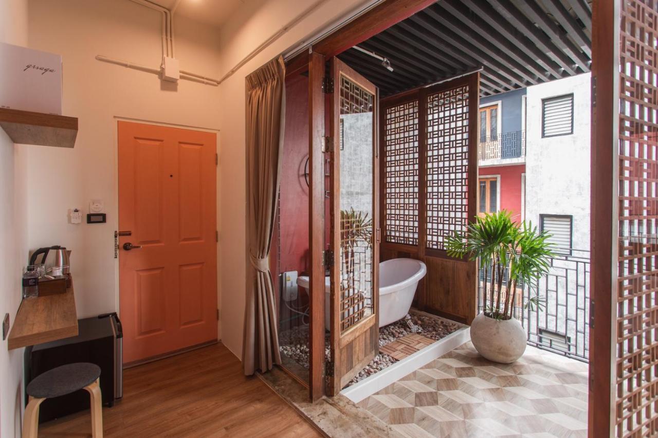 House Of Papa Bangkok Siam Hotel Exterior photo